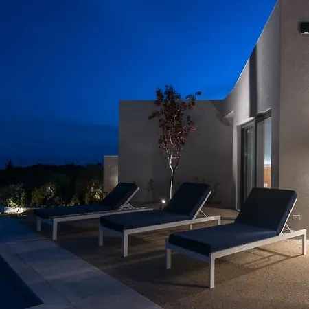 #luxlikehome Theeta Elia *